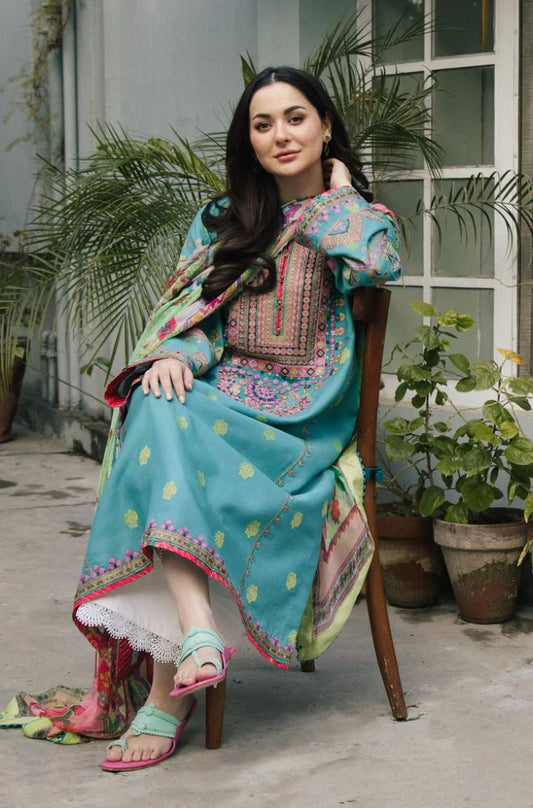 Hania Amir Dhanak Emb Suit