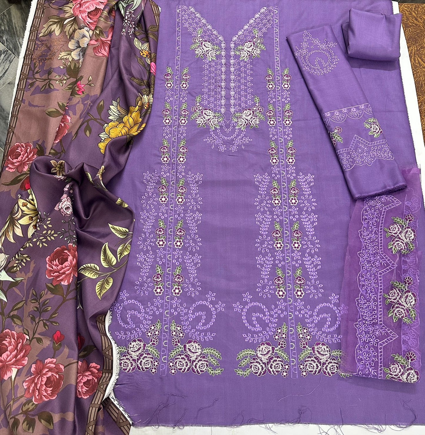 🍂*_ zara shah jahan_*🍂